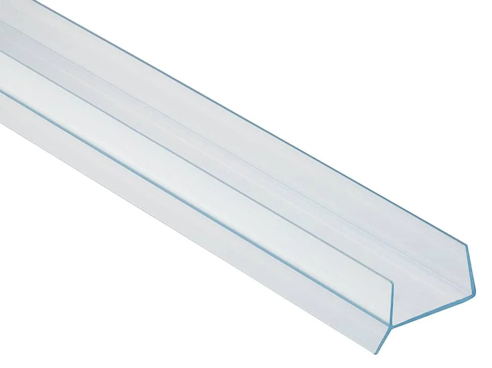 Häfele Sockelprofil CLEAR aus PVC mit Dichtungslippe, Plattendicke 19 mm - Länge 2000 mm Expressleverans