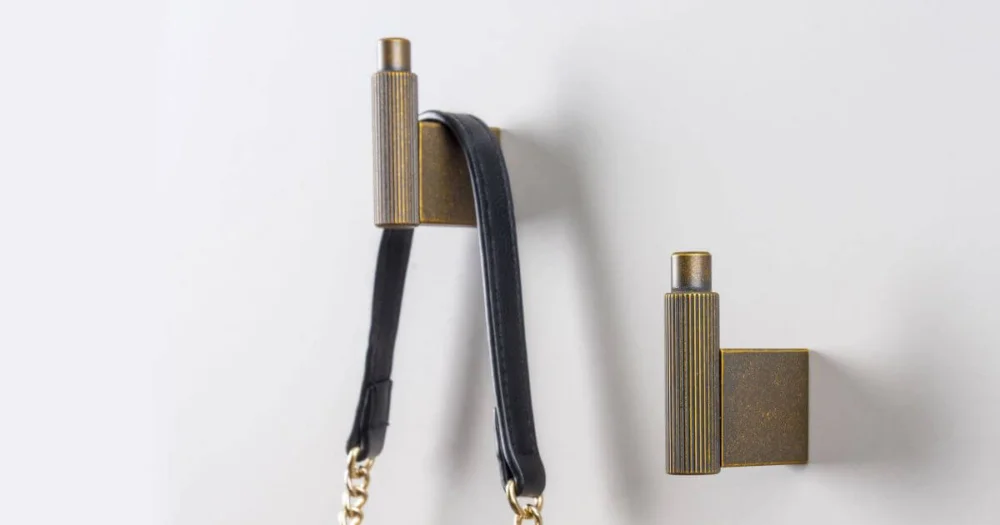 Viefe Garderobenhaken ARPA aus Metall, 55 x 14 mm, Schwarz gebürstet Endast idag