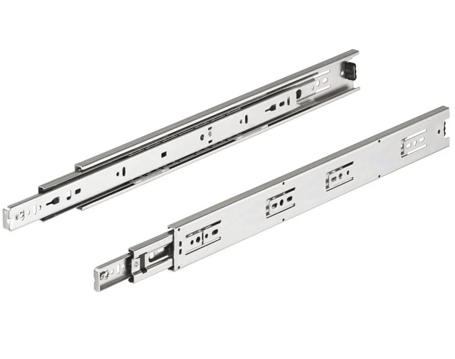 Accuride 3832 Schubladenschiene Vollauszug Tragkraft bis Stahl seitliche Montage, 600 mm / 610 mm / 45 kg Beställ nu
