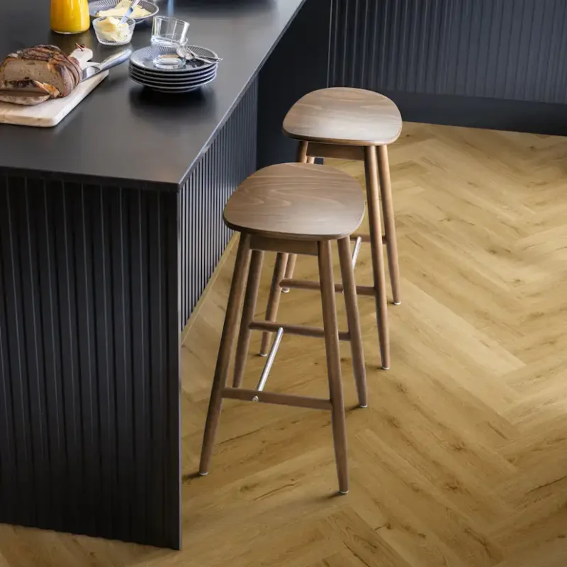 Vinylgolv Pergo Voxnan Pad Pro, Fiskbensmönstrad Ekimitation med Unizip® Click-System Endast idag